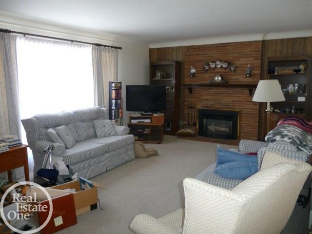 365 Willow Tree Lane Rochester Hills, MI 48306 - Photo 9 of 26