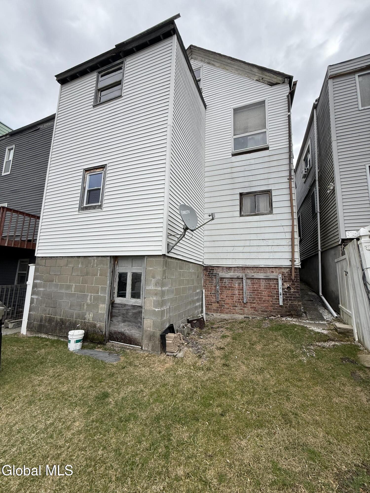 1011 3rd Street Rensselaer, NY 12144 - Photo 5 of 10 IMG_7193