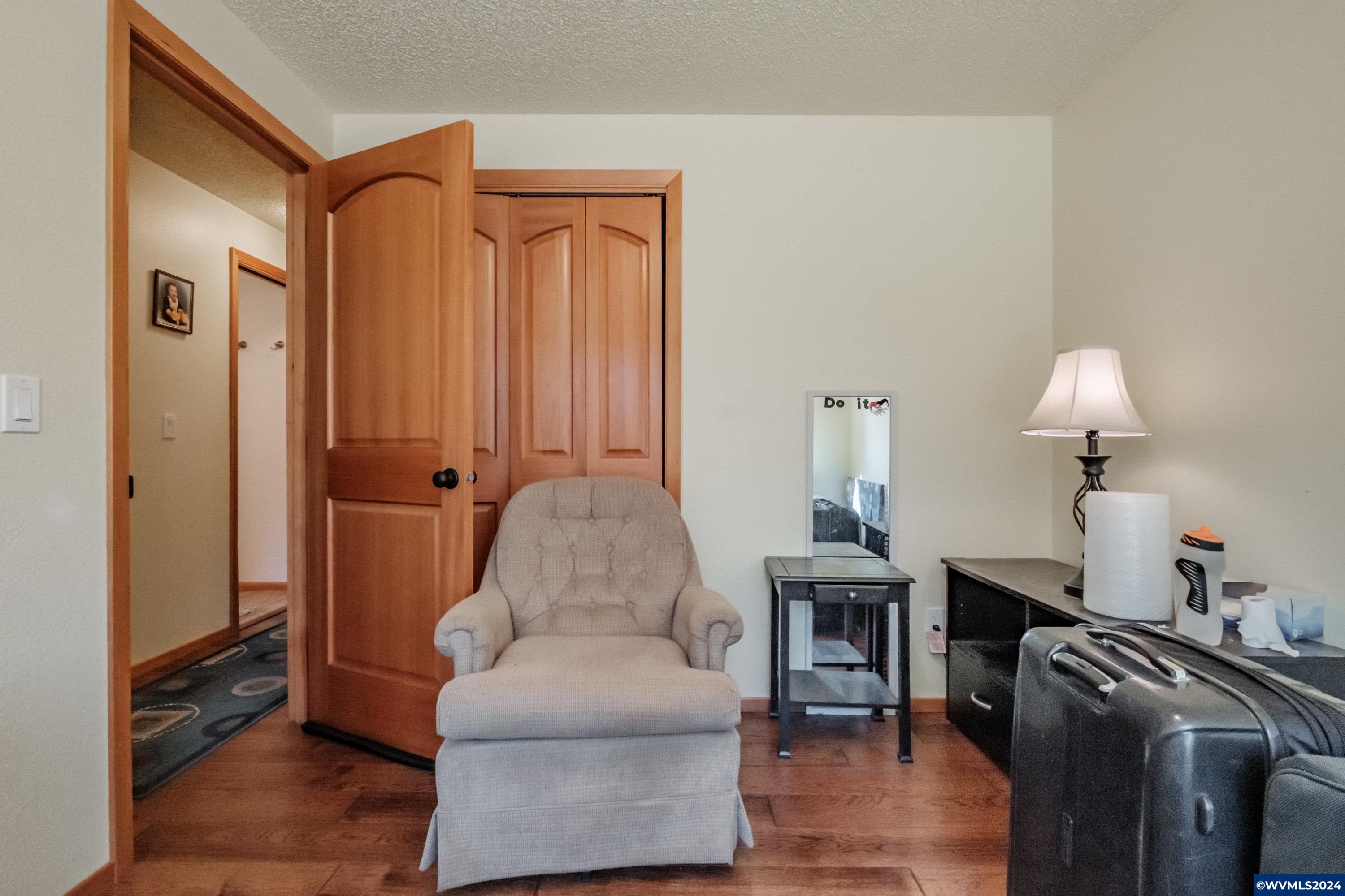 1214 Northeast Springwood Drive Albany, OR 97321 - Photo 32 of 50