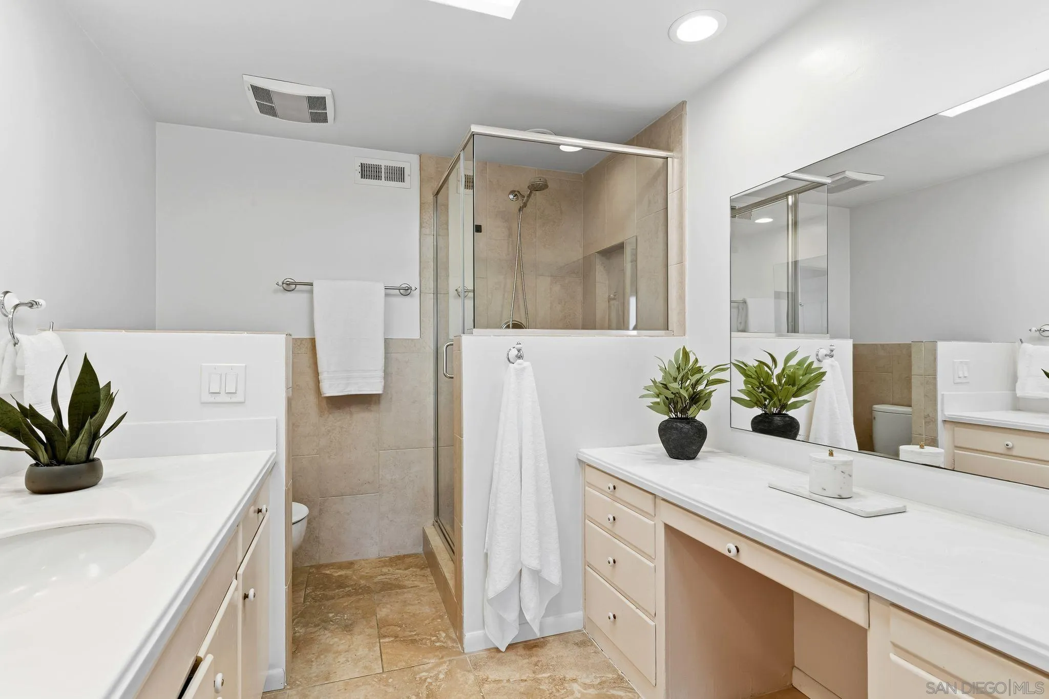 459 Carolina Road Del Mar, CA 92014 - Photo 30 of 58 Gallery Image 30
