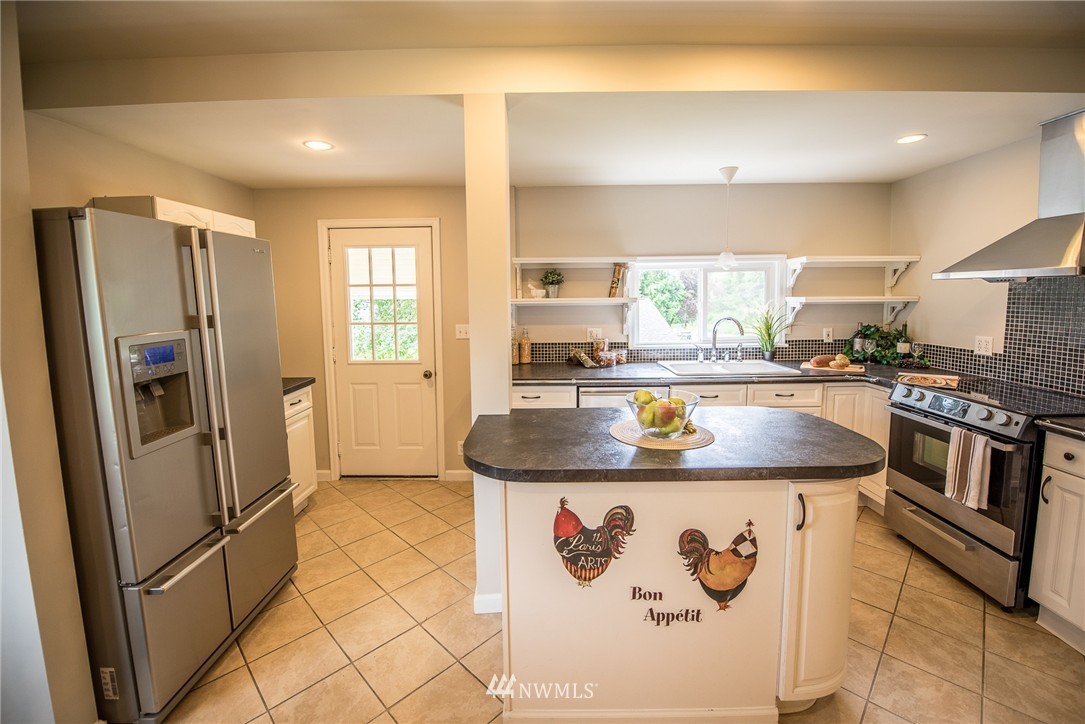 4587 Southeast Mayvolt Road Port Orchard, WA 98366 - Photo 13 of 25 Gallery Image 13