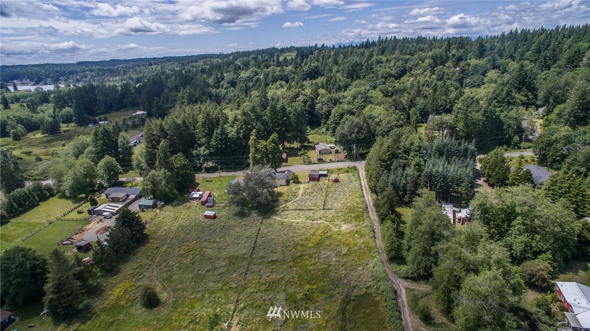 4587 Southeast Mayvolt Road Port Orchard, WA 98366 - Photo 4 of 25 Gallery Image 4