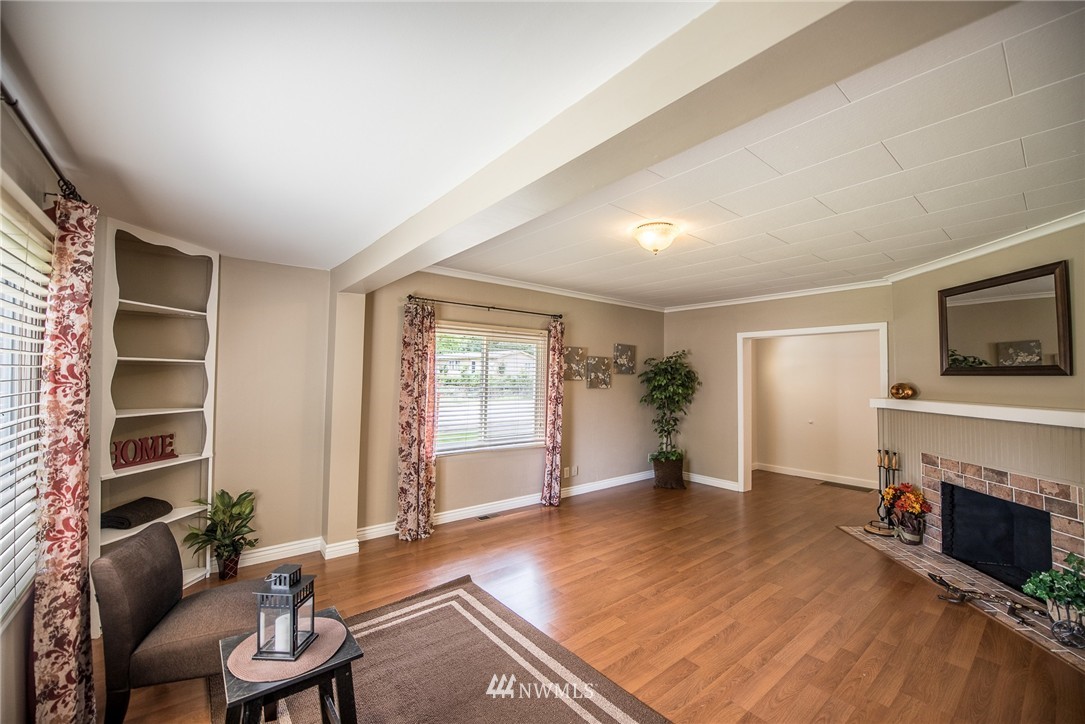 4587 Southeast Mayvolt Road Port Orchard, WA 98366 - Photo 6 of 25 Gallery Image 6