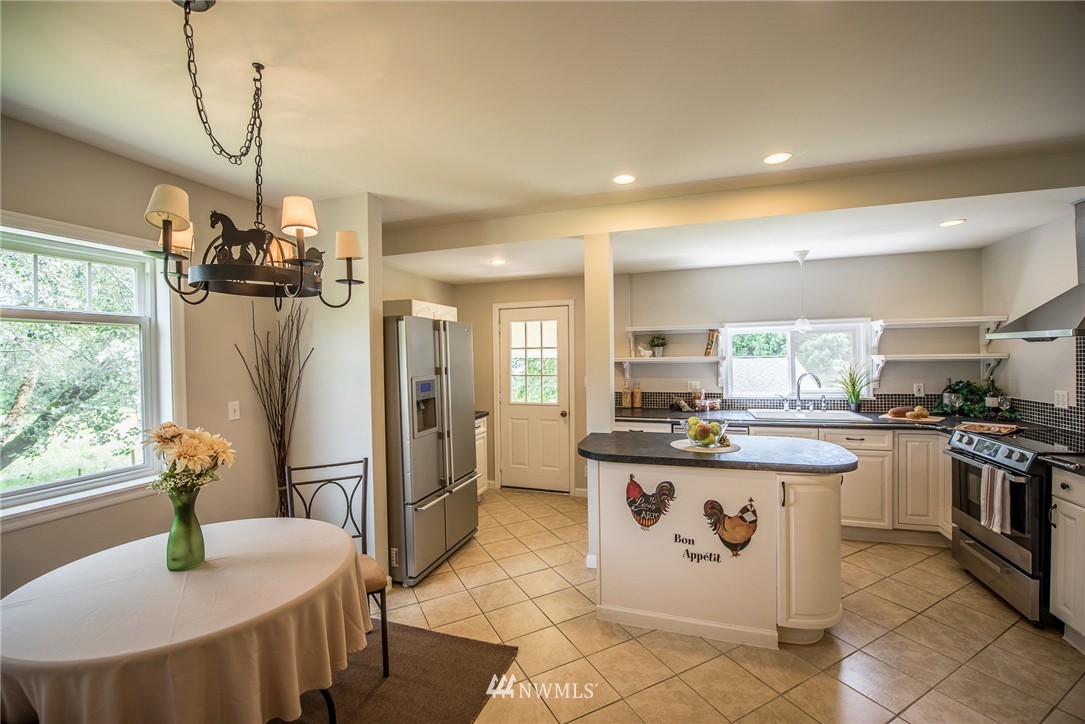 4587 Southeast Mayvolt Road Port Orchard, WA 98366 - Photo 10 of 25 Gallery Image 10