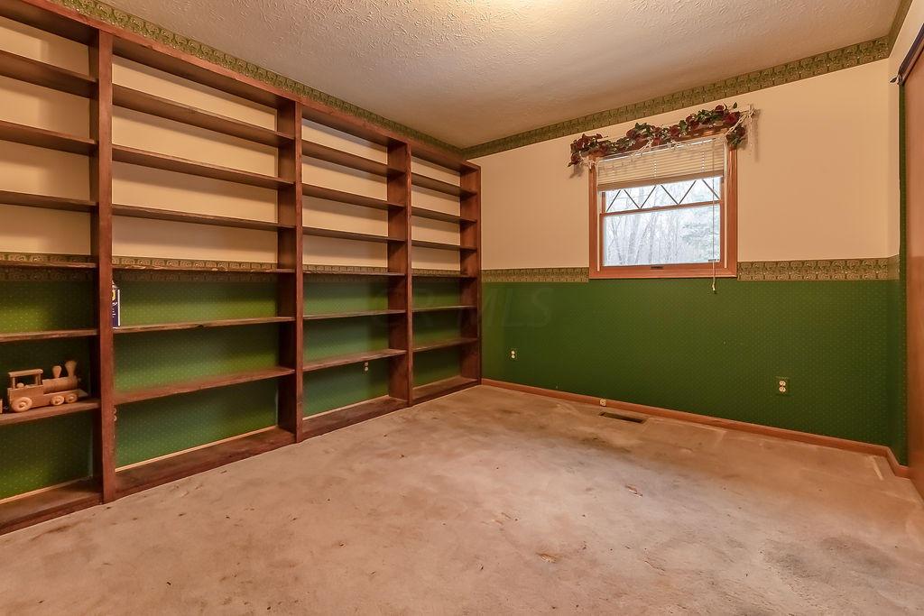 11850 Tucker Road Mount Vernon, OH 43050 - Photo 8 of 16