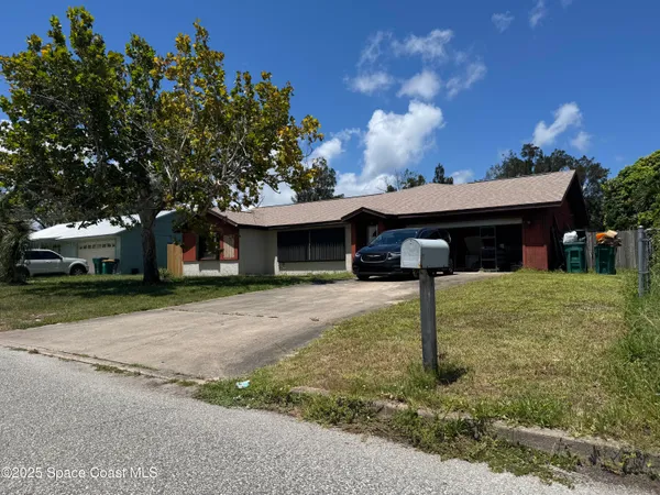 $2,800 | 496 Poinciana Drive, Melbourne, FL 32935
