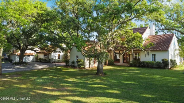 $7,000,000 | 10301 Pointe Aux Chenes Road, Ocean Springs, MS 39564