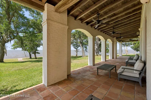 $7,000,000 | 10301 Pointe Aux Chenes Road, Ocean Springs, MS 39564