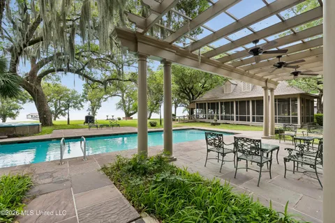 $7,000,000 | 10301 Pointe Aux Chenes Road, Ocean Springs, MS 39564