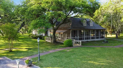 $7,000,000 | 10301 Pointe Aux Chenes Road, Ocean Springs, MS 39564