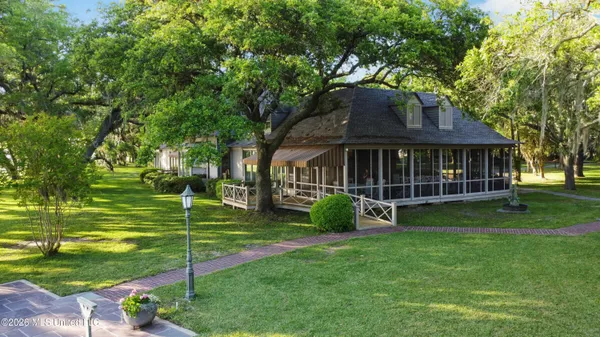 $7,000,000 | 10301 Pointe Aux Chenes Road, Ocean Springs, MS 39564