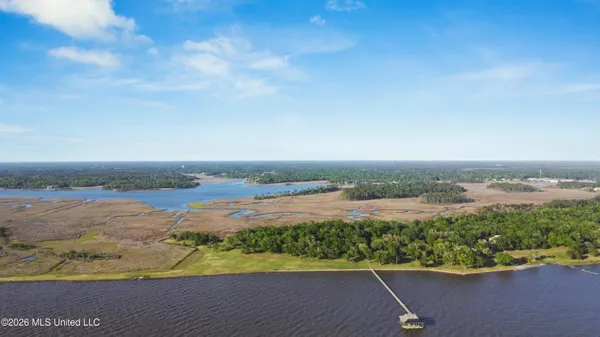 $7,000,000 | 10301 Pointe Aux Chenes Road, Ocean Springs, MS 39564