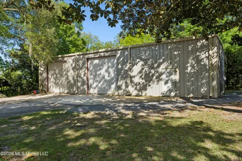 $7,000,000 | 10301 Pointe Aux Chenes Road, Ocean Springs, MS 39564
