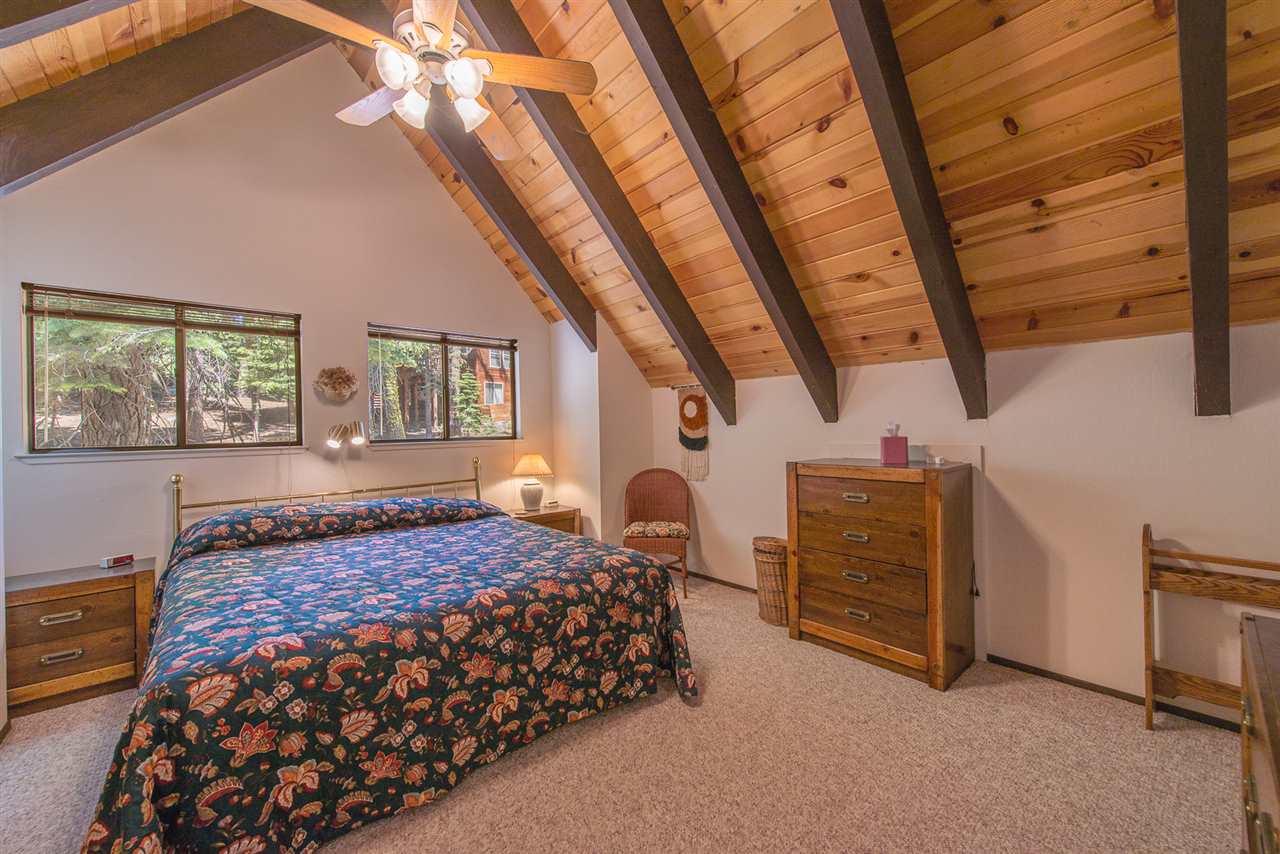 11902 Chamonix Road Truckee, CA 96161 - Photo 17 of 21 Gallery Image 17