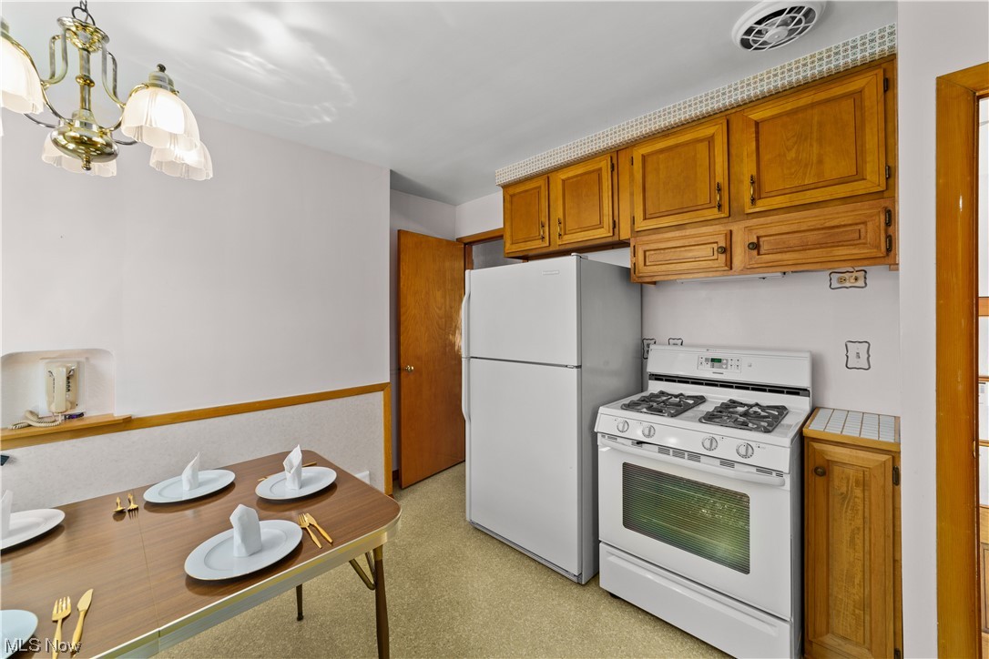 29316 Barjode Road Willowick, OH 44095 - Photo 10 of 35 Gallery Image 10