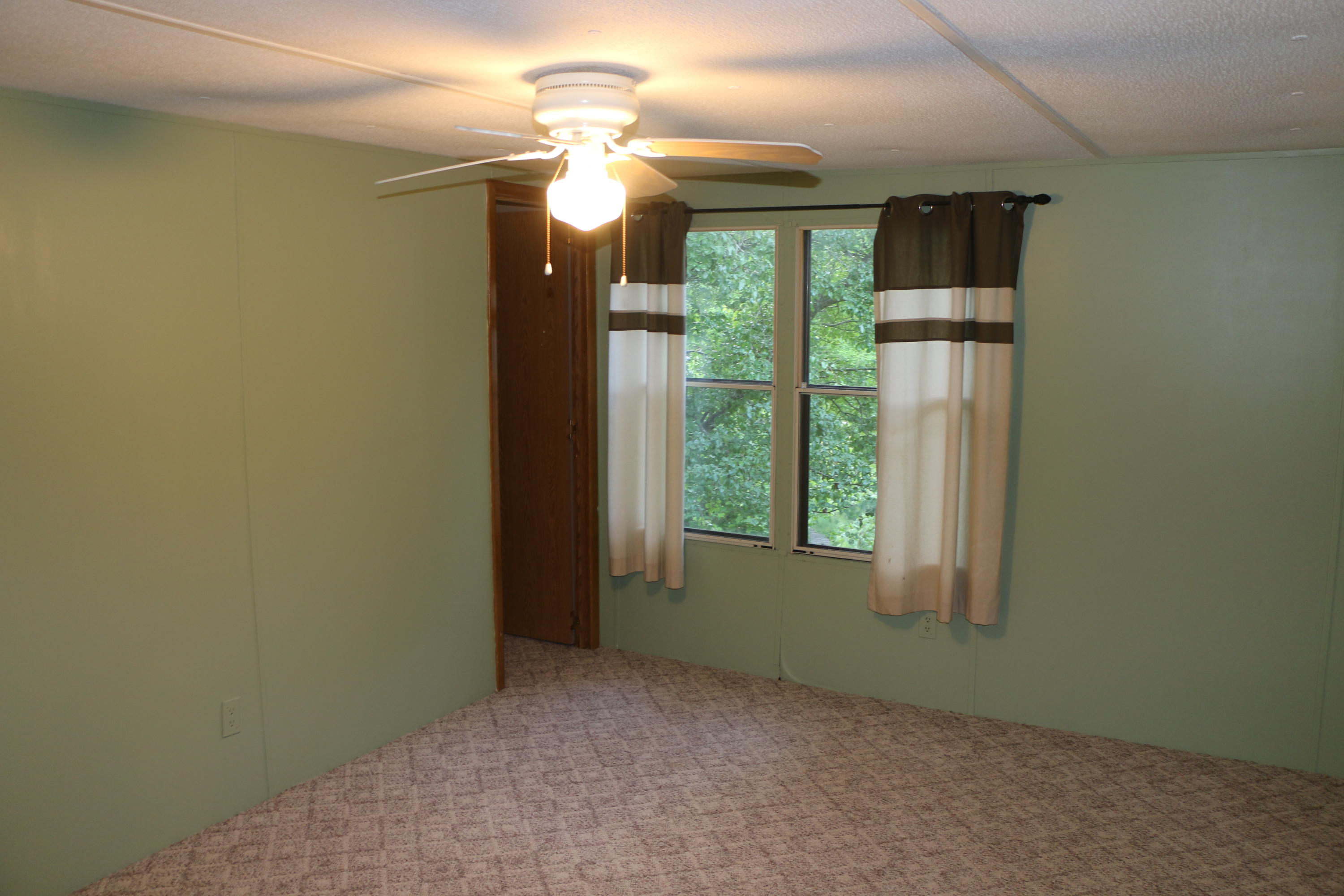 284 Blue Ridge Road Speedwell, TN 37870 - Photo 17 of 40 17