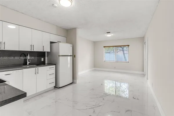 $2,950 | 310 Southwest 76th Court, Unit 1, Miami, FL 33144