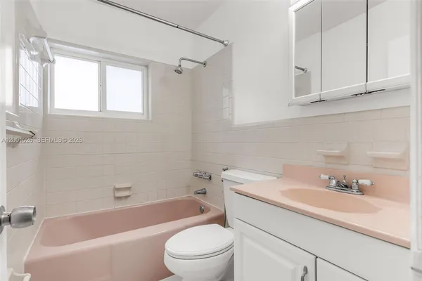 $2,950 | 310 Southwest 76th Court, Unit 1, Miami, FL 33144
