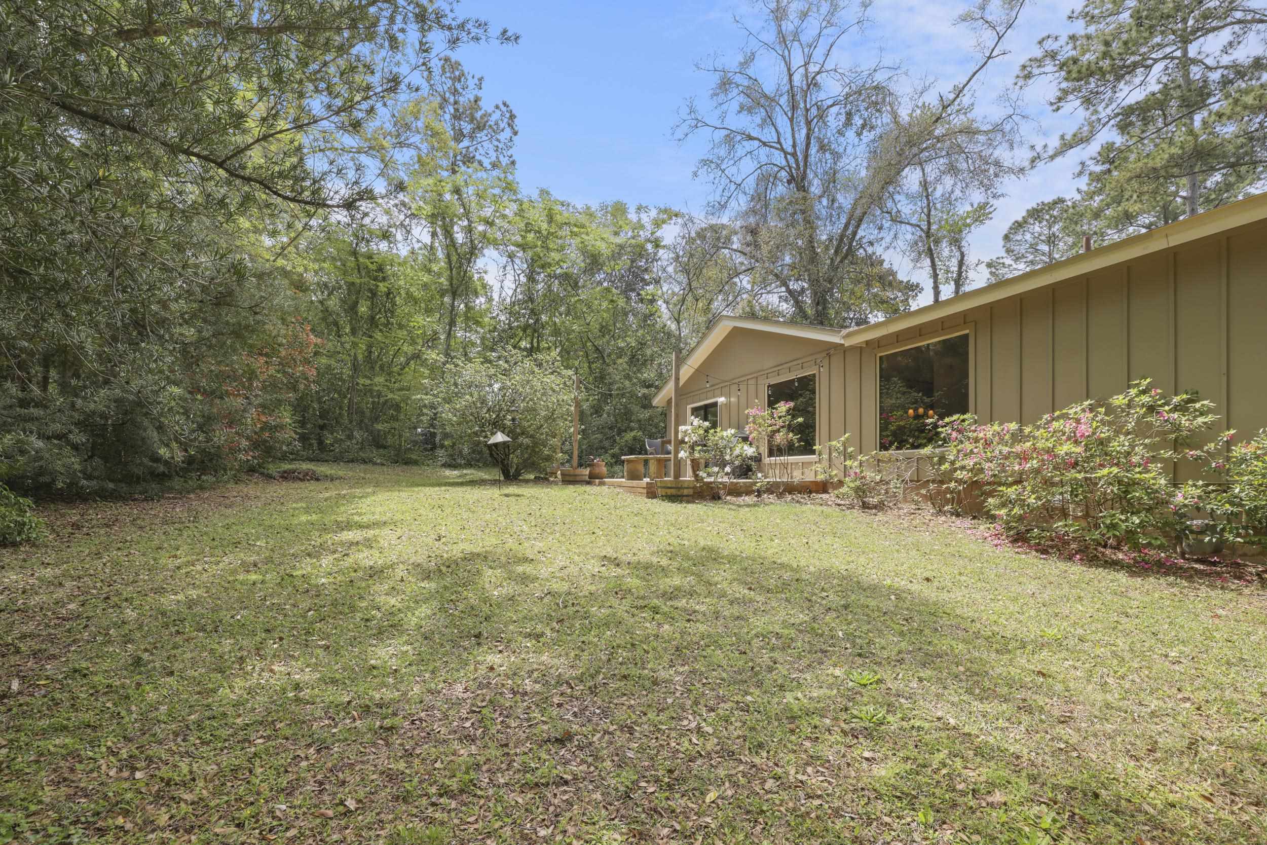 1805 Aaron Road Tallahassee, FL 32303 - Photo 5 of 37 Gallery Image 5