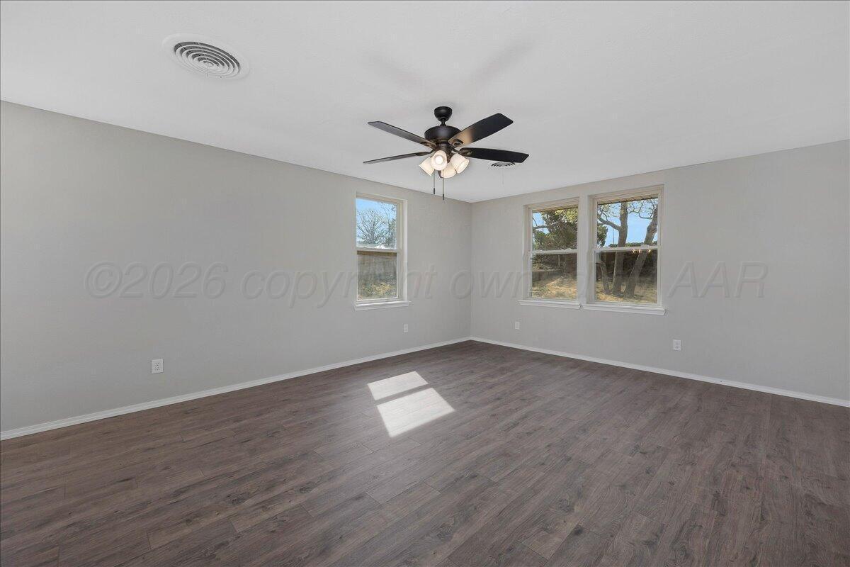 122 Racine Trail Amarillo, TX 79108 - Photo 4 of 17 03-Living Room 2