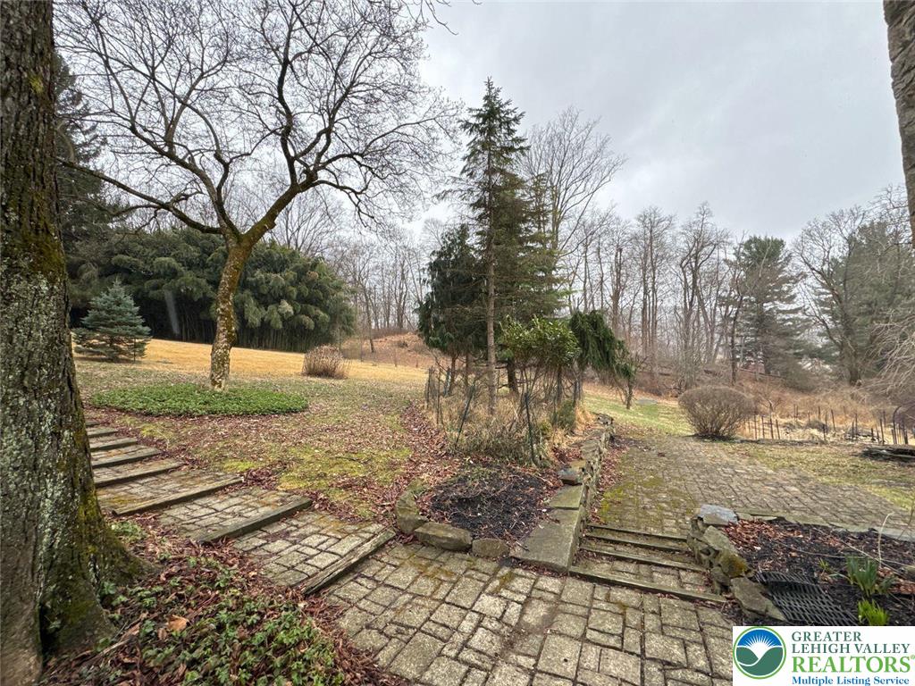 3686 Lower Saucon Road Hellertown, PA 18055 - Photo 5 of 21