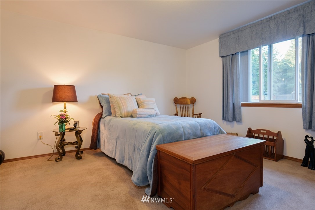 51 Arcadia Road West Port Townsend, WA 98368 - Photo 13 of 23 Gallery Image 13