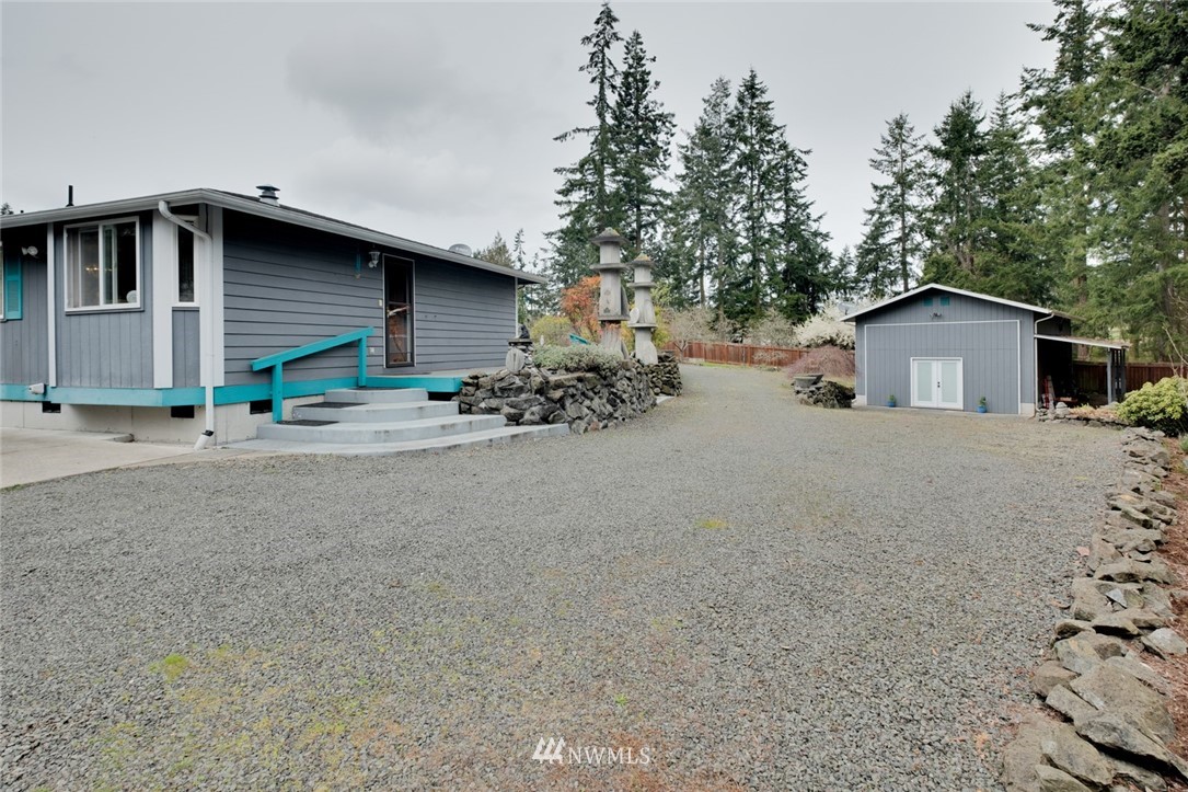 51 Arcadia Road West Port Townsend, WA 98368 - Photo 4 of 23 Gallery Image 4