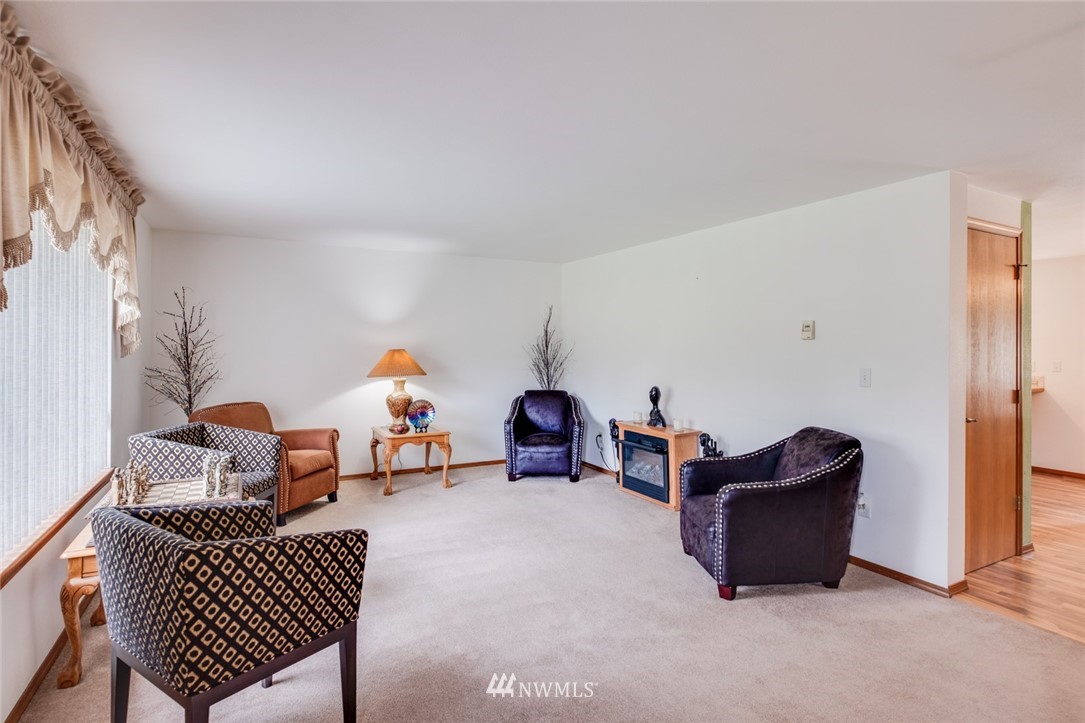51 Arcadia Road West Port Townsend, WA 98368 - Photo 8 of 23 Gallery Image 8