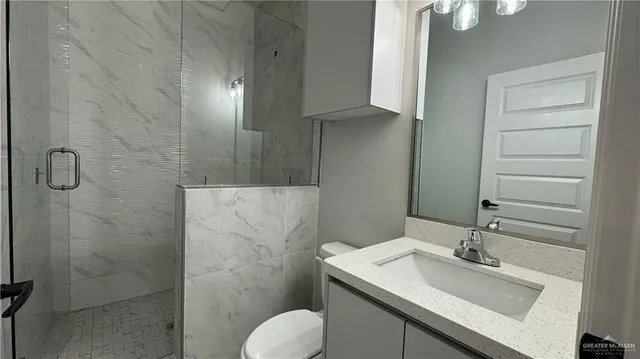 $1,200 | 906 Hidden Hills St Mission, Unit 3, Mission, TX 78572