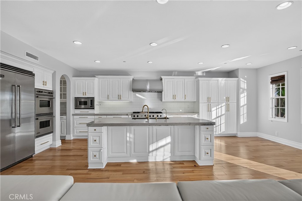 19 Bell Pasture Road Ladera Ranch, CA 92694 - Photo 3 of 40