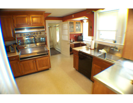 179 Warren Road Framingham, MA 01702 - Photo 8 of 16 Gallery Image 8