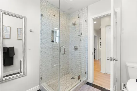 $919,995 | 10253 South 4th Avenue, Inglewood, CA 90303