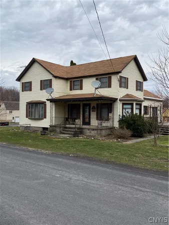 $265,500 | 14582 Lake Street, Sterling, NY 13156
