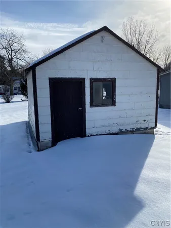 $265,500 | 14582 Lake Street, Sterling, NY 13156