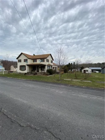 $265,500 | 14582 Lake Street, Sterling, NY 13156
