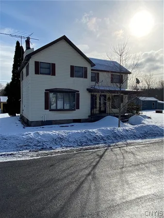$265,500 | 14582 Lake Street, Sterling, NY 13156