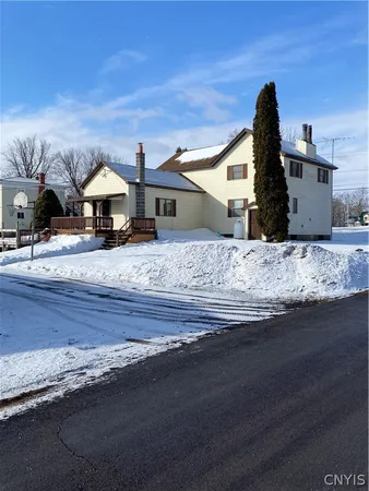 $265,500 | 14582 Lake Street, Sterling, NY 13156