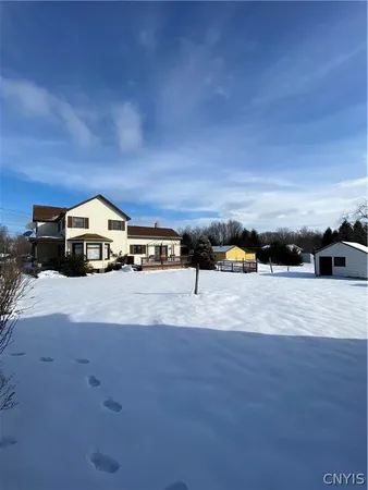 $265,500 | 14582 Lake Street, Sterling, NY 13156