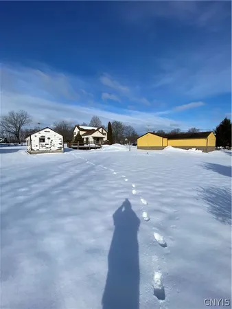 $265,500 | 14582 Lake Street, Sterling, NY 13156