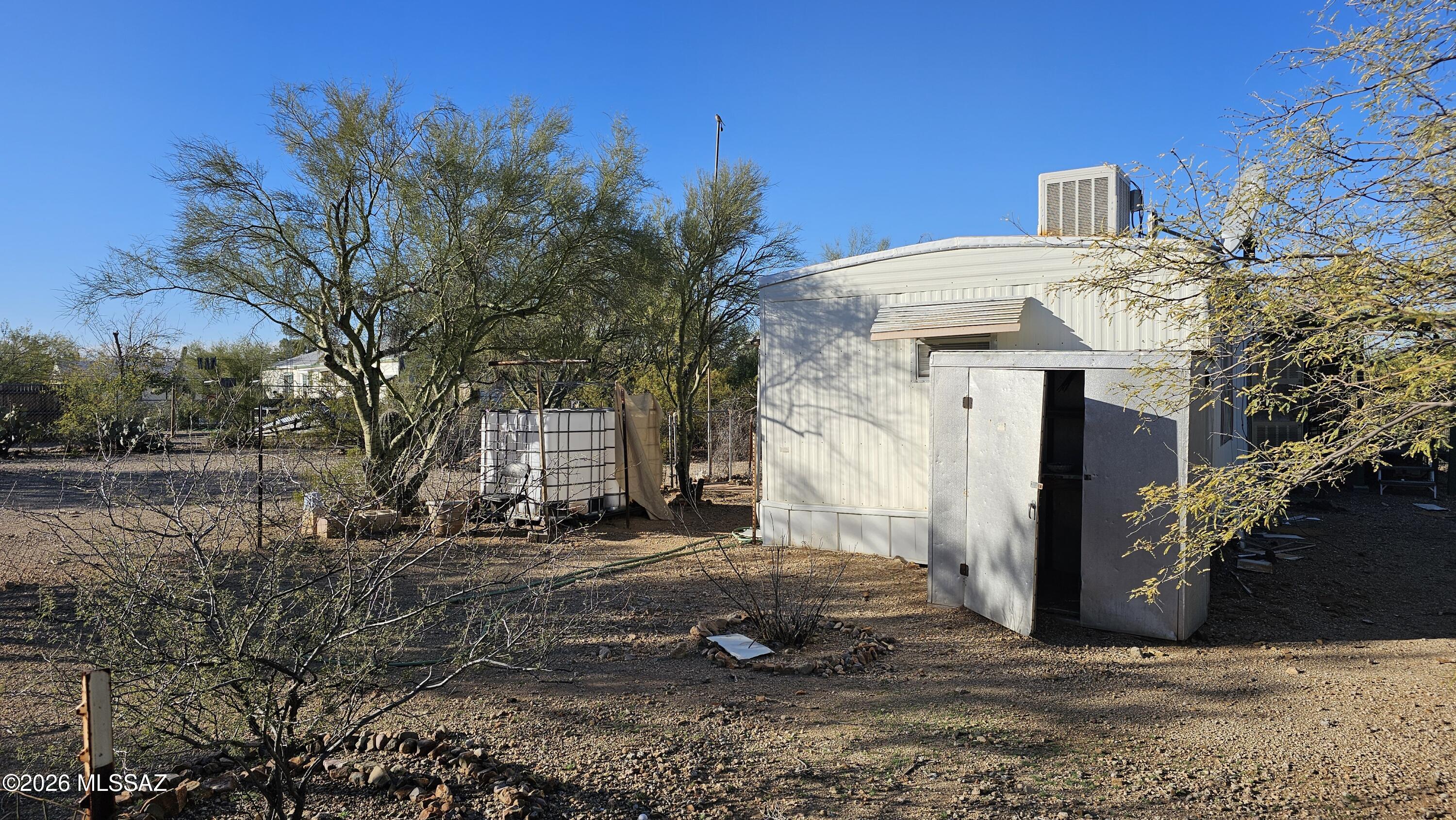 7430 West Bopp Road Tucson, AZ 85735 - Photo 7 of 37 Exterior Rear