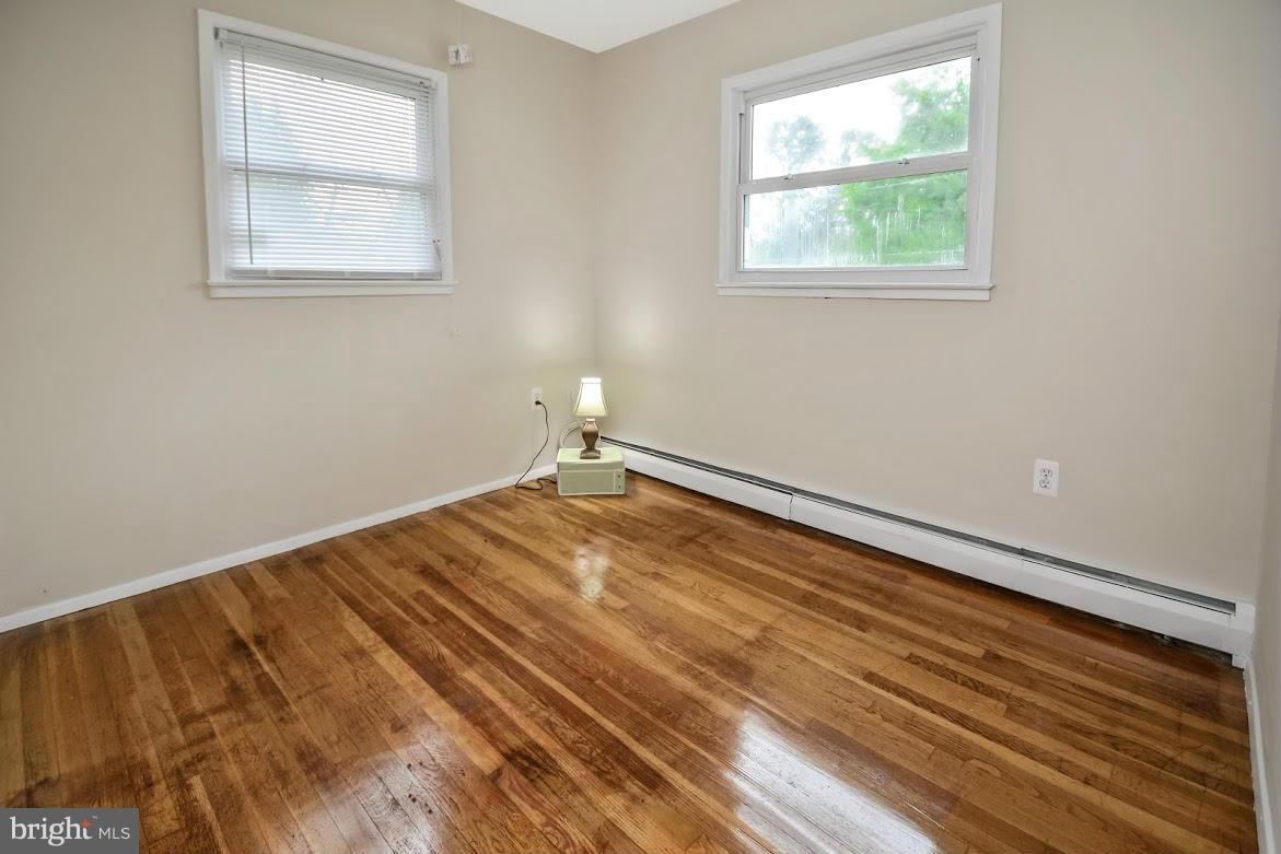 14972 Alaska Road Woodbridge, VA 22191 - Photo 11 of 23 Bedroom