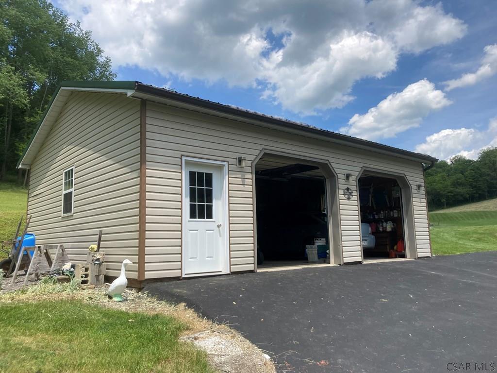 402 Peck Road Confluence, PA 15424 - Photo 15 of 23 Gallery Image 15