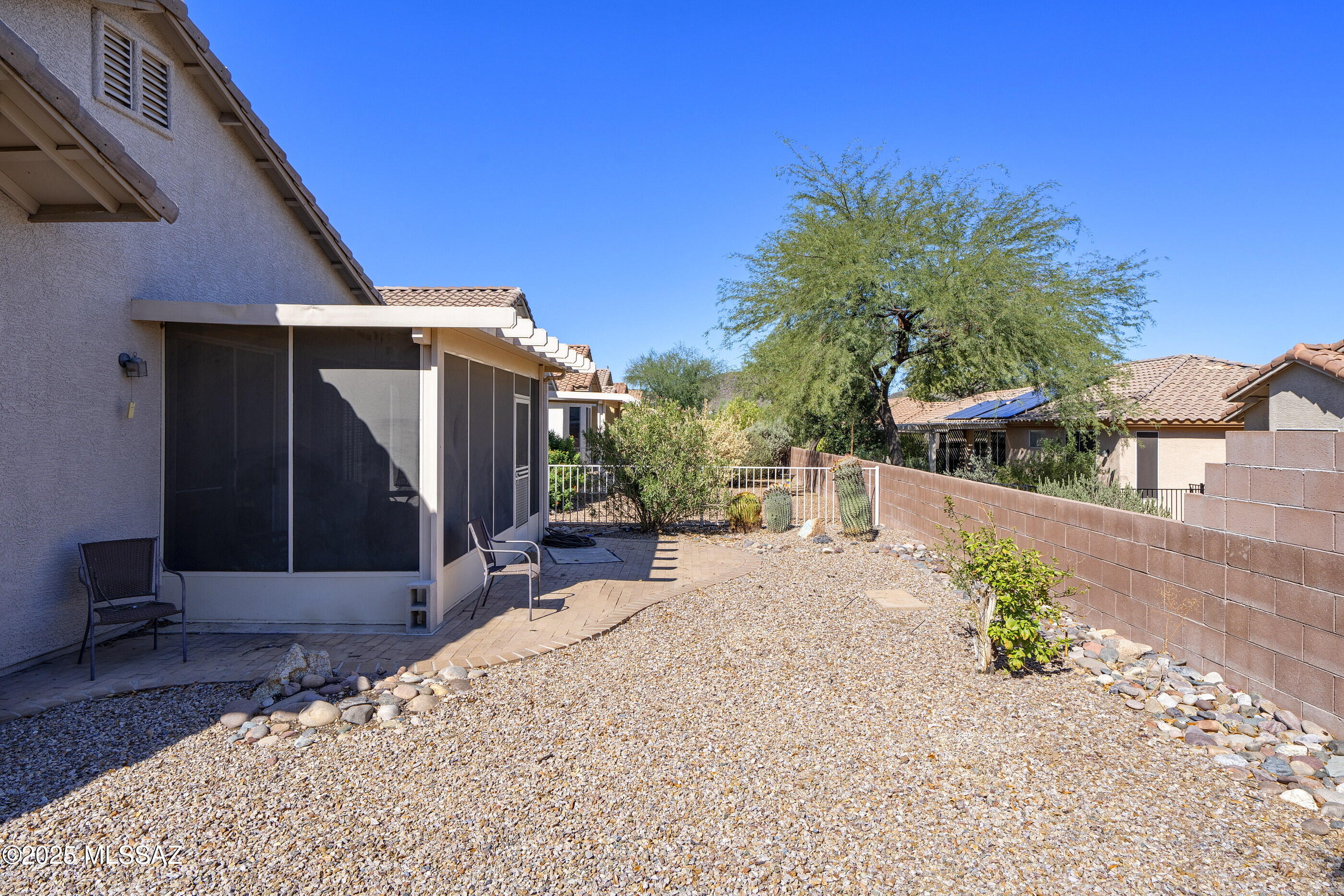 7626 West Amber Ridge Way Tucson, AZ 85743 - Photo 14 of 16