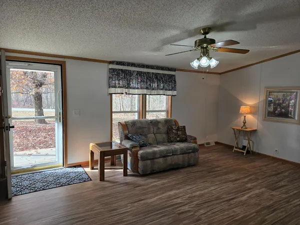$279,500 | 3027 South Co Road 350 East, Dillsboro, IN 47018