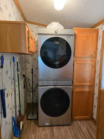 $279,500 | 3027 South Co Road 350 East, Dillsboro, IN 47018