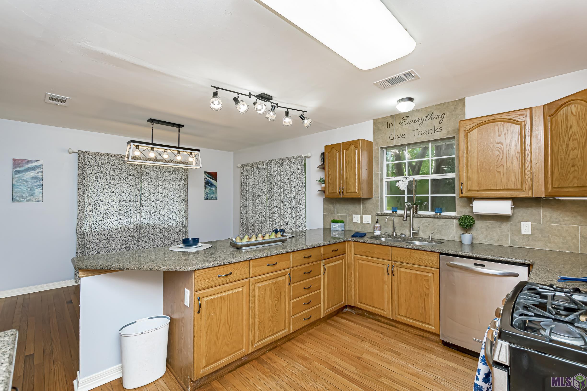 28815 Rae Drive Walker, LA 70785 - Photo 8 of 27 Gallery Image 8