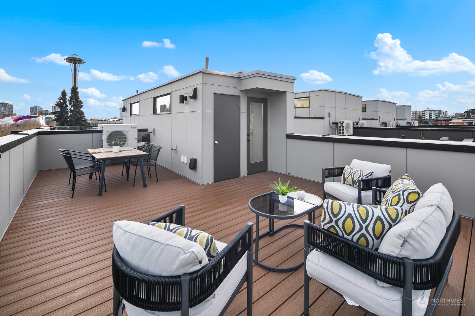 369 Valley Street Seattle, WA 98109 - Photo 23 of 27