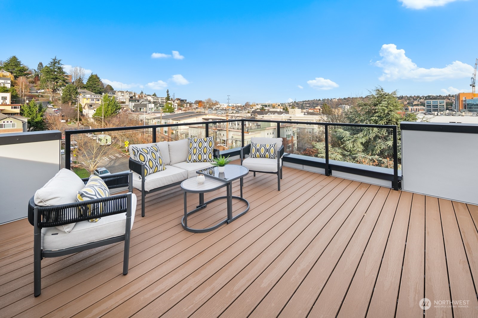 369 Valley Street Seattle, WA 98109 - Photo 24 of 27