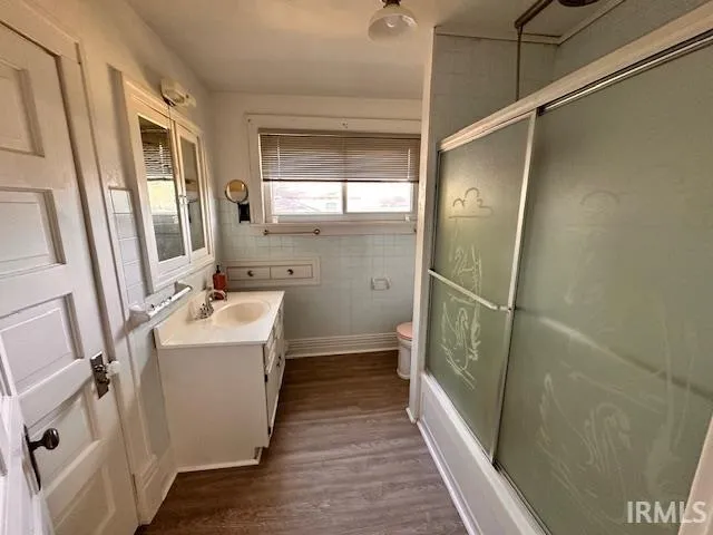 $215,000 | 400 South Market Street, Winamac, IN 46996