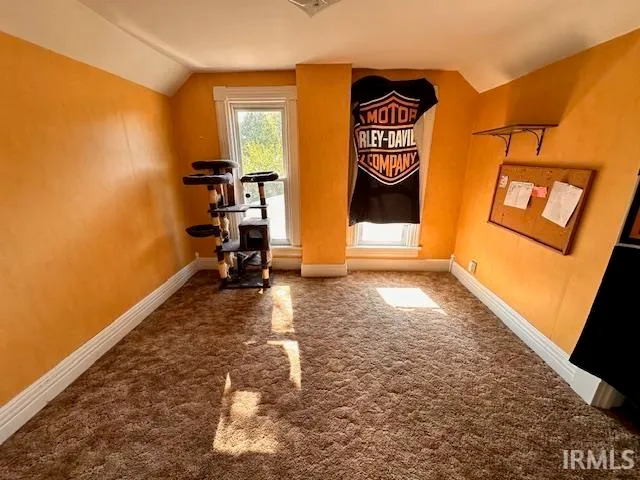 $215,000 | 400 South Market Street, Winamac, IN 46996